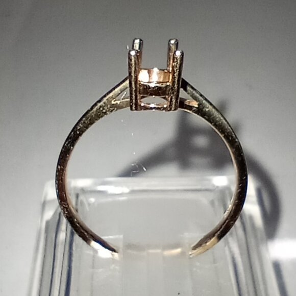 Two (2) 14Kt Yellow Gold 6x4mm Oval 4-Prong Ring Casting - Picture 5 of 5